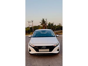 Second Hand Hyundai Elite i20 Sportz 1.2 in Bhavnagar