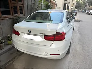 Second Hand बीएमडब्ल्यू 3-सीरीज 320i in दिल्ली