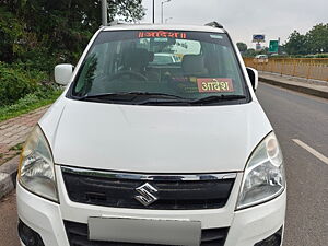 Second Hand Maruti Suzuki Wagon R VXI AMT in Anand