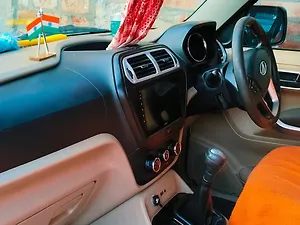 Second Hand Mahindra TUV300 T4 in Nagaon
