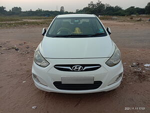 Second Hand Hyundai Verna Fluidic 1.6 CRDi SX in Godhra