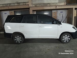 Second Hand Toyota Innova 2.5 G4 7 STR in Pune