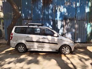 Second Hand Chevrolet Enjoy 1.3 LTZ 8 STR in Mumbai