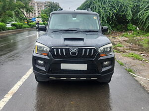 Second Hand Mahindra Scorpio S10 AT in Ahmedabad