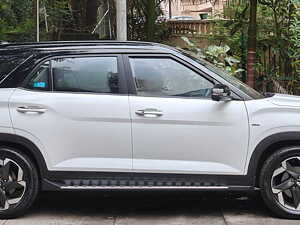 Second Hand Hyundai Alcazar Signature (O) 7 Seater 2.0 Petrol AT in Thane