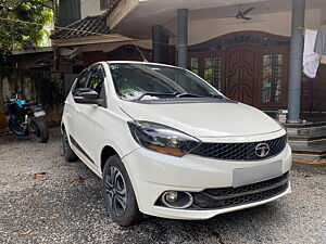 Second Hand Tata Tiago Revotorq XZ [2016-2019] in Kozhikode