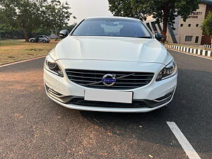 Second Hand Volvo S60 Summum D4 in Visakhapatnam