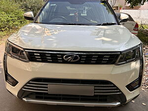 Second Hand Mahindra XUV300 1.5 W8 (O) [2019-2020] in Visakhapatnam