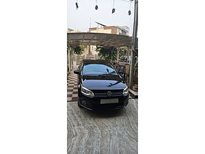 Second Hand Volkswagen Vento Highline Diesel in Mohali