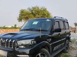 Second Hand Mahindra Scorpio S11 in Lucknow