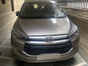 Second Hand Toyota Innova Crysta 2.4 VX 8 STR [2016-2020] in Delhi