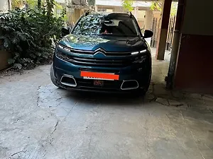 Second Hand सिट्रोएन c5 शाइन दोहरे रंग in हैदराबाद