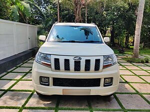 Second Hand Mahindra TUV300 T8 mHAWK100 in Edappally