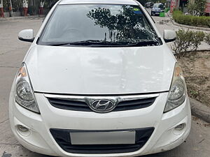 Second Hand Hyundai i20 Sportz 1.2 BS-IV in Delhi