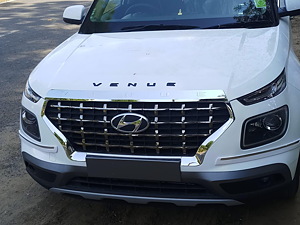 Second Hand Hyundai Venue S 1.2 Petrol in Ahmedabad