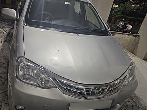 Second Hand Toyota Etios VX in Kanpur