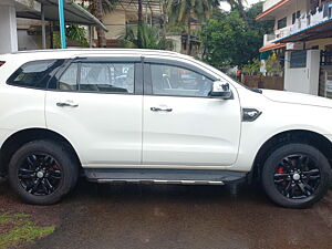 Second Hand Ford Endeavour Titanium 2.2 4x2 AT [2016-2018] in Ratnagiri