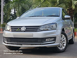 Second Hand Volkswagen Vento Highline 1.6 (P) in Chandrapur