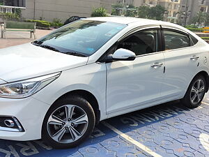 Second Hand Hyundai Verna SX 1.6 VTVT in Greater Noida