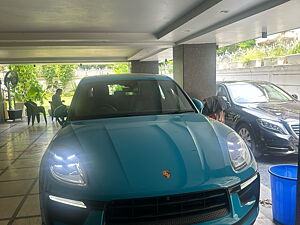 Second Hand Porsche Macan Base [2021-2023] in Delhi