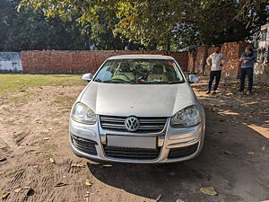 Second Hand Volkswagen Jetta Trendline 1.6 in Kolkata