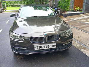 Second Hand BMW 3-Series 320d Luxury Line in Hyderabad