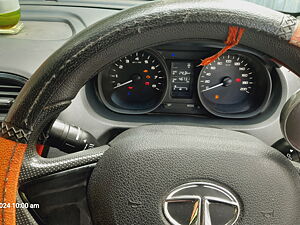 Second Hand Tata Tiago XT in Etah