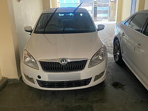 Second Hand Skoda Rapid Ambition 1.6 MPI MT in Delhi