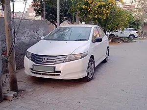 Second Hand Honda City 1.5 V MT in Ambala City