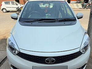 Second Hand Tata Tiago Revotorq XZ w/o Alloy [2018-2019] in Ratlam