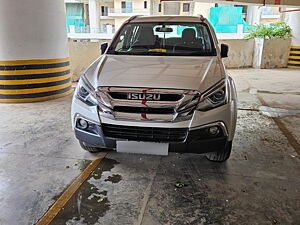 Second Hand Isuzu MU-X 4x2 [2021] in Mumbai