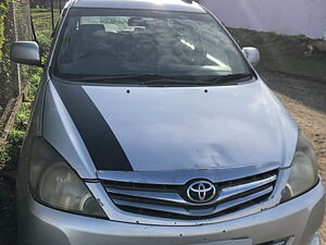 Second Hand Toyota Innova 2.5 G2 in Parbhani