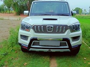 Second Hand Mahindra Scorpio S4 Plus in Ayodhya