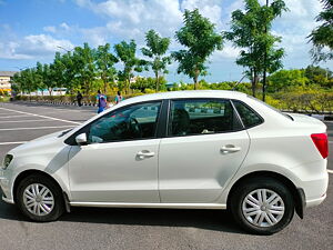 Second Hand Volkswagen Ameo Trendline 1.5L (D) in Hyderabad