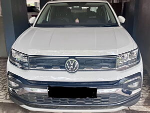 Second Hand Volkswagen Taigun Highline 1.0 TSI MT in Mumbai