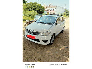 Second Hand Toyota Innova 2.5 G 8 STR BS-III in Chhatarpur