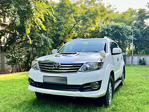 Second Hand Toyota Fortuner 3.0 4x2 MT in Delhi