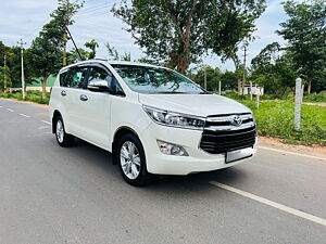 Second Hand Toyota Innova Crysta 2.8 ZX AT 7 STR [2016-2020] in Bangalore