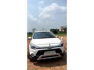 Second Hand हुंडई i20 एक्टिव 1.2 sx in ढुमका