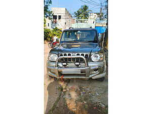 Second Hand Mahindra Scorpio SLX 2.6 Turbo 7 Str in Rajahumundry