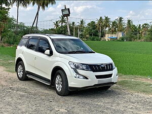 Second Hand Mahindra XUV500 W10 in Chennai