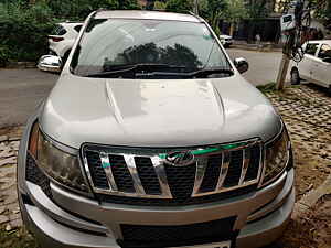 Second Hand మహీంద్రా xuv500	 w8 in గుర్గావ్