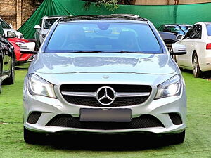 Second Hand Mercedes-Benz W110 Diesel in Surat