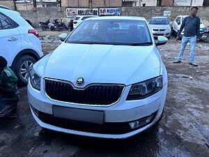 Second Hand Skoda Octavia 1.4  TSI Ambition in Delhi