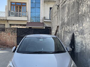 Second Hand Hyundai Grand i10 Magna U2 1.2 CRDi in Bulandshahar