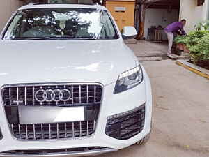 Second Hand ऑडी q7 35 tdi प्रीमियम प्लस + सनरूफ़ in बैंगलोर