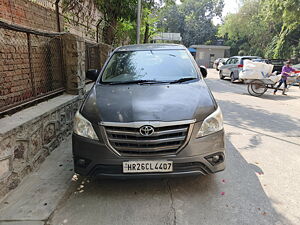 Second Hand Toyota Innova 2.5 G 7 STR BS-IV in Delhi