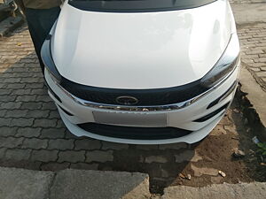 Second Hand Tata Tiago XT in Agra