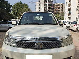 Second Hand टाटा सफारी 2.2 lx 4x2 in पंचकुला