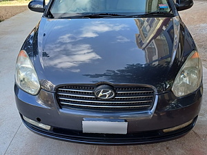 Second Hand Hyundai Verna VTVT SX 1.6 in Hyderabad